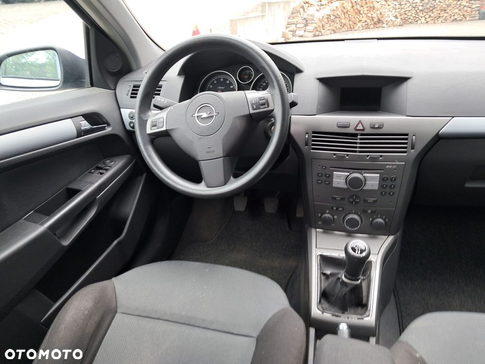 Opel Astra 1.6 GL / Start - 12