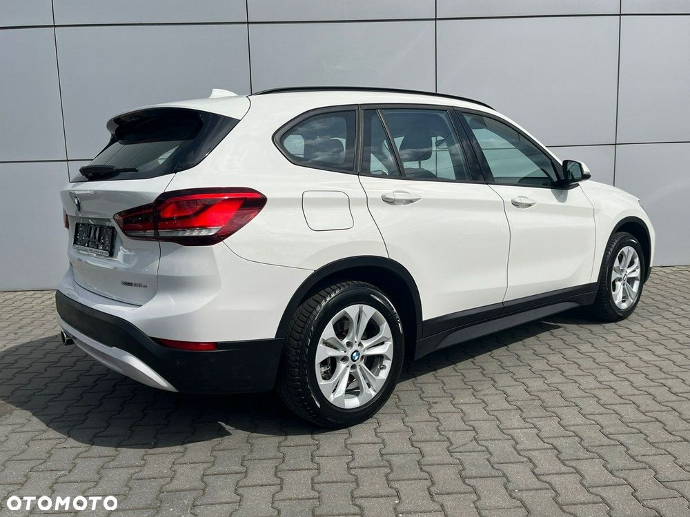 BMW X1 xDrive25e Advantage - 9