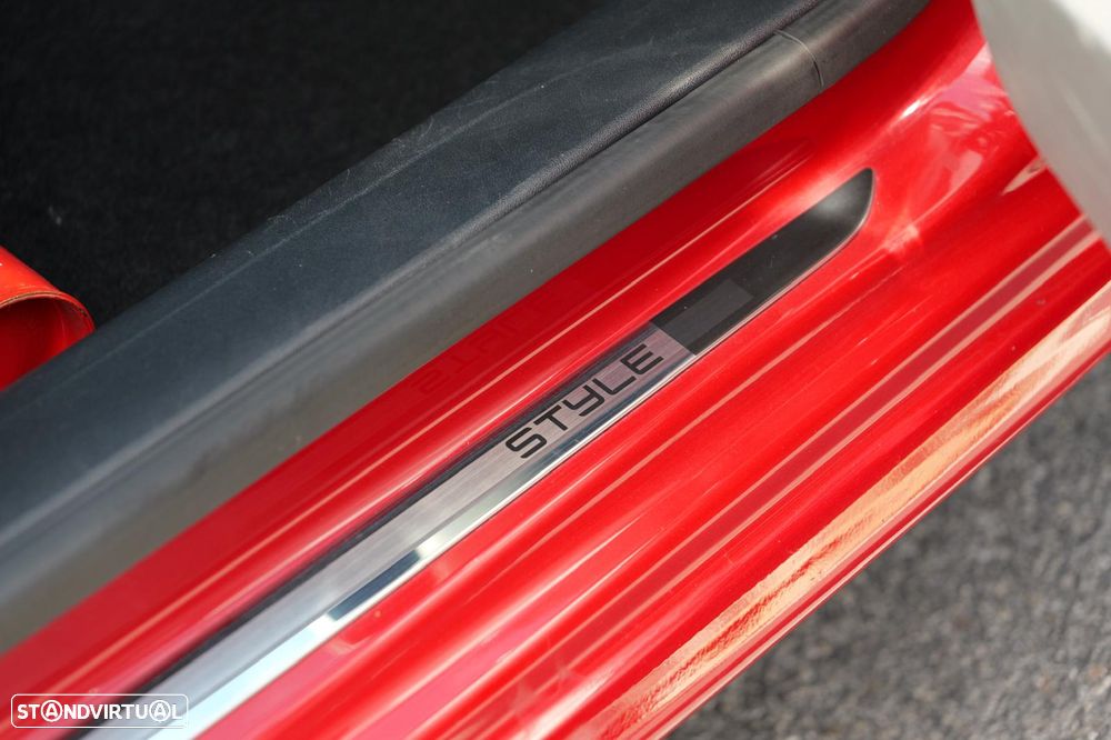 Peugeot 208 82 PureTech Style - 26