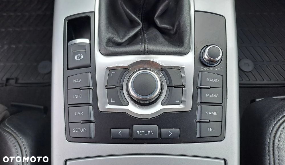 Audi A6 Avant 2.0 TDI - 17