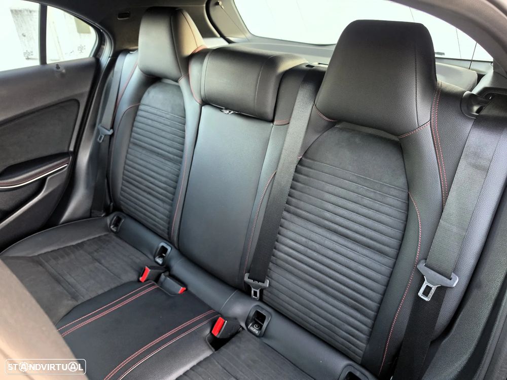 Mercedes-Benz A 180 CDI BE Edition AMG Line - 39