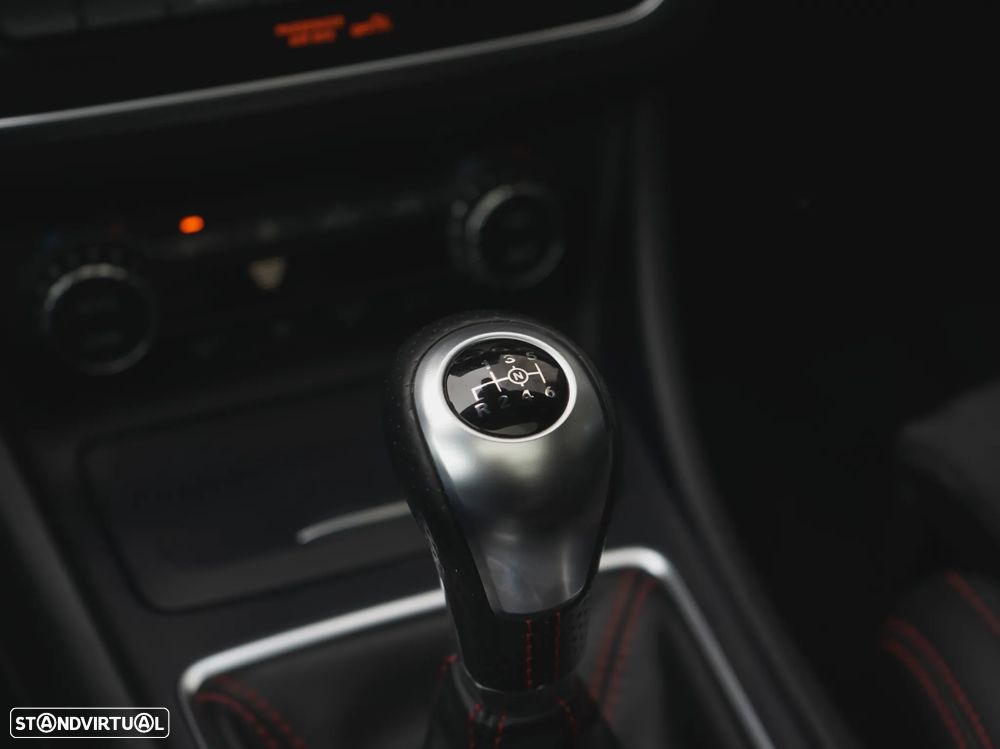 Mercedes-Benz GLA 200 CDI AMG Line - 17