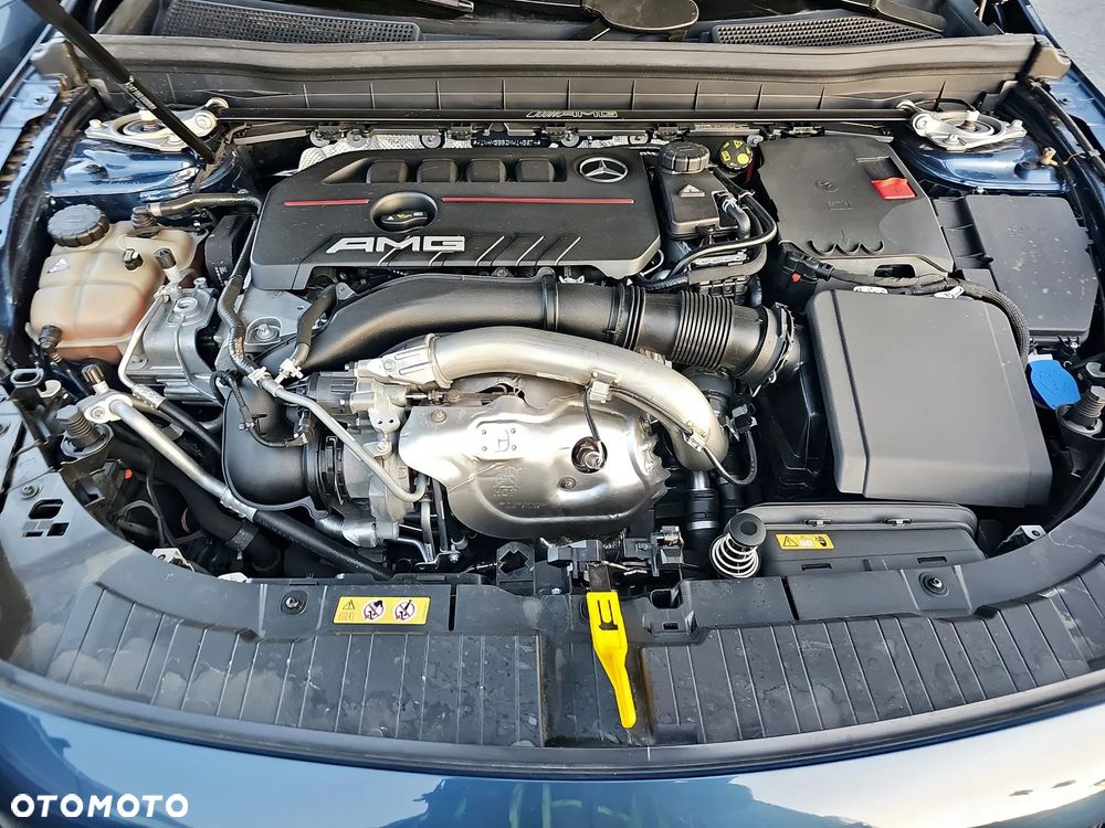 Mercedes-Benz GLB 250 4Matic 8G-DCT AMG Line - 15