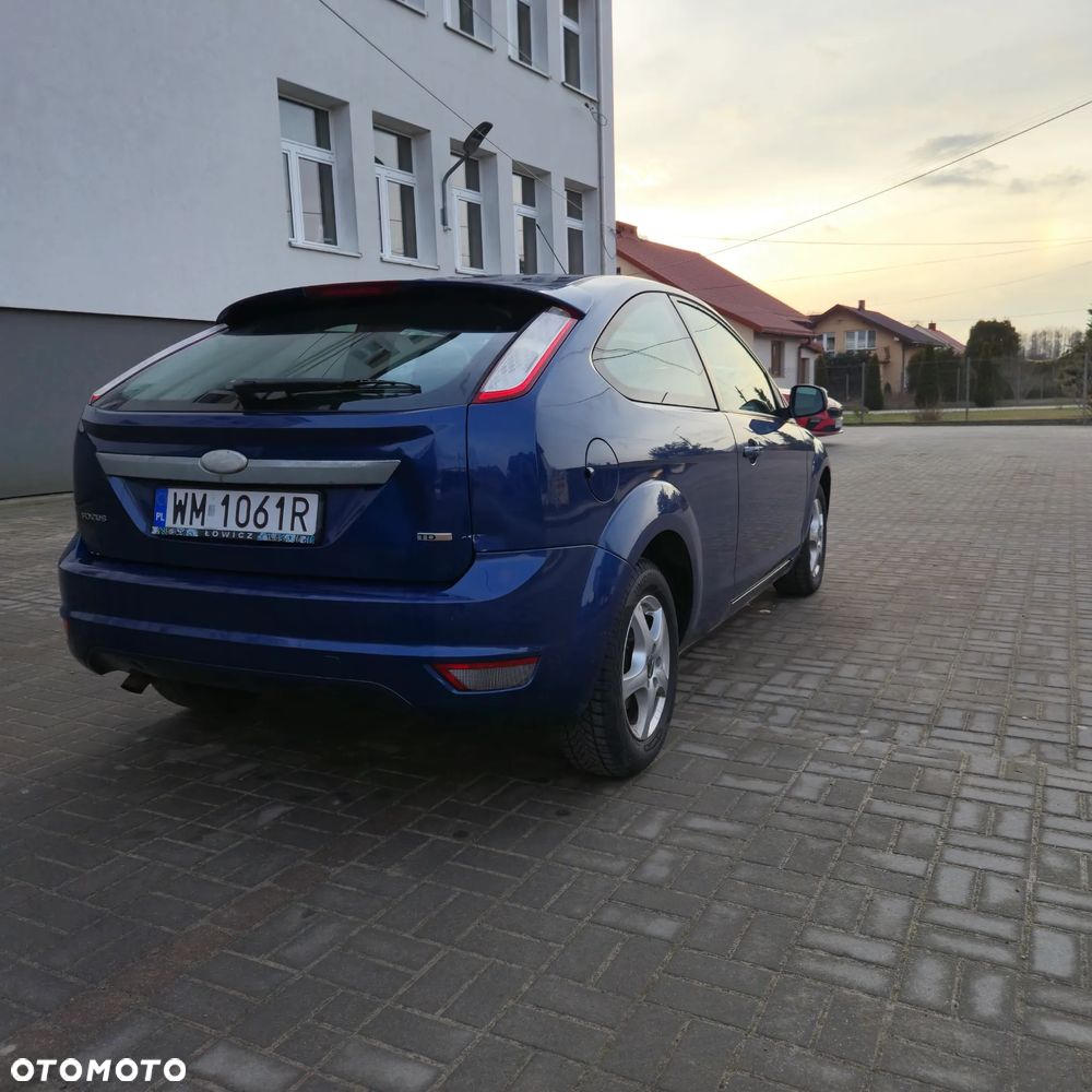 Ford Focus 1.6 TDCi DPF Ambiente - 3