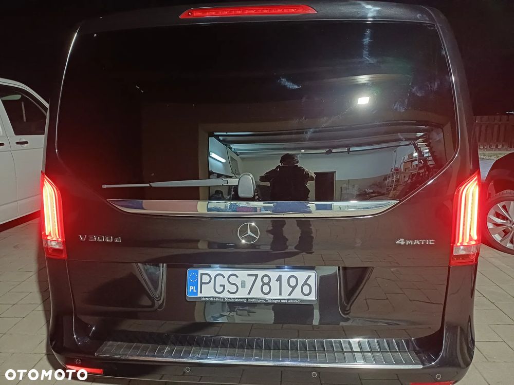 Mercedes-Benz Klasa V 300 d Extralang 9G-TRONIC Avantgarde - 9