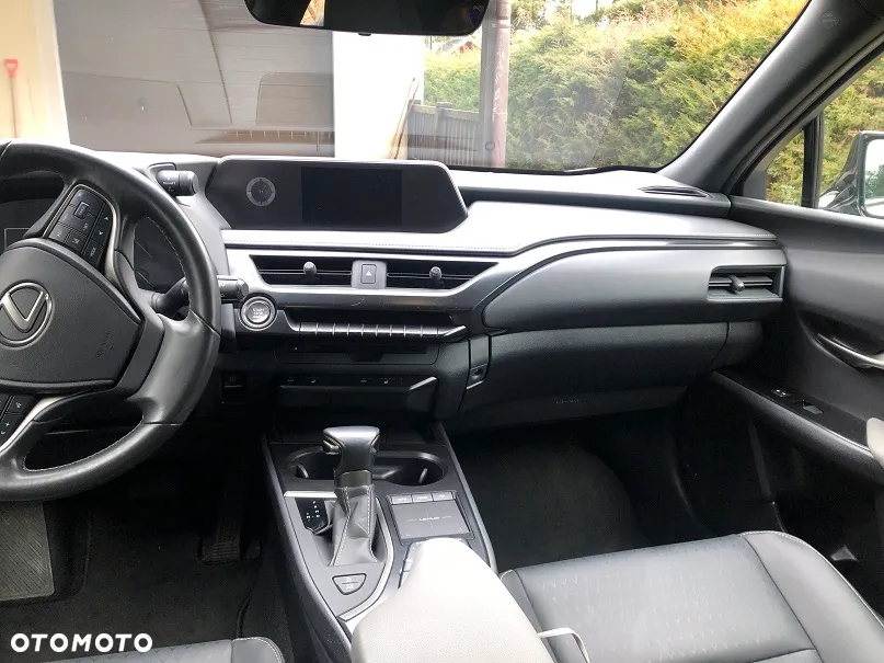 Lexus UX 200 GPF F Impression 2WD - 14