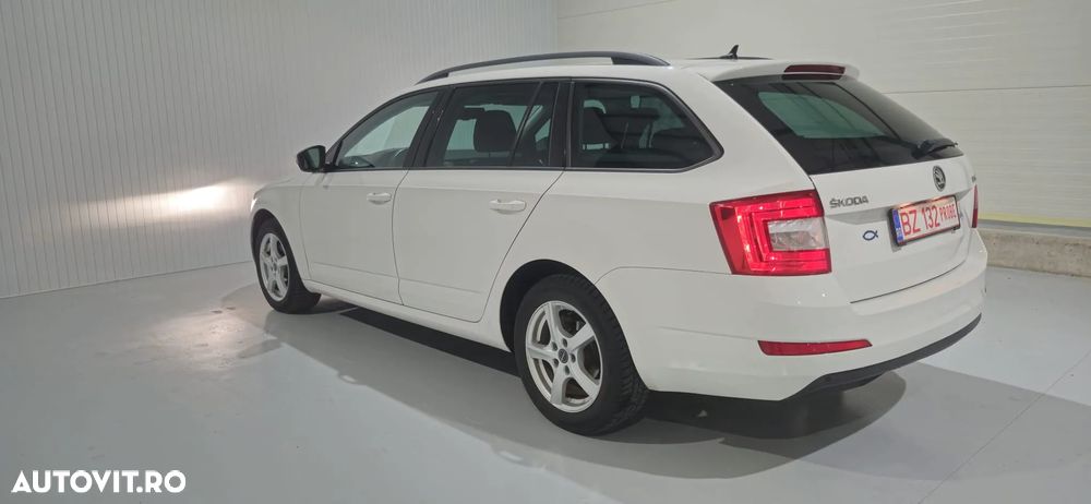 Skoda Octavia 2.0 TDI Green tec Elegance - 4