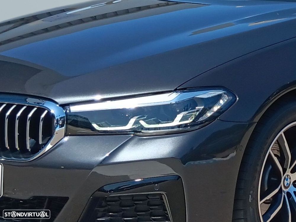 BMW 520 d Pack Desportivo M Auto - 3