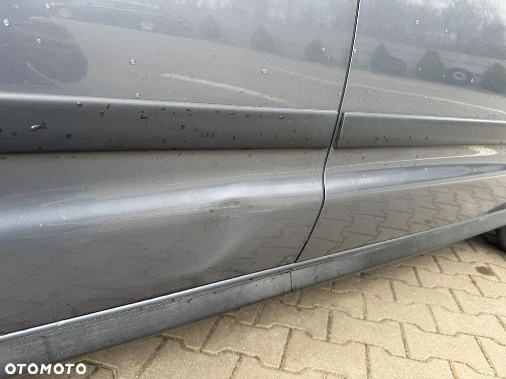 Volkswagen Sharan 1.9 TDI Comfortline - 16