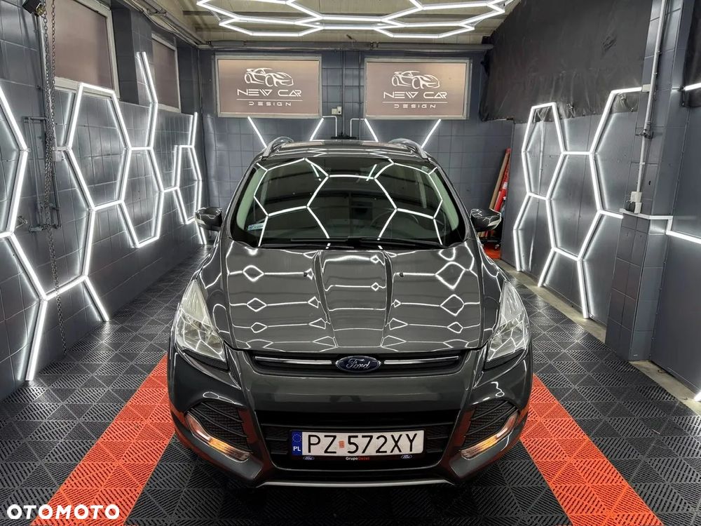 Ford Kuga 1.5 EcoBoost 2x4 Titanium - 11