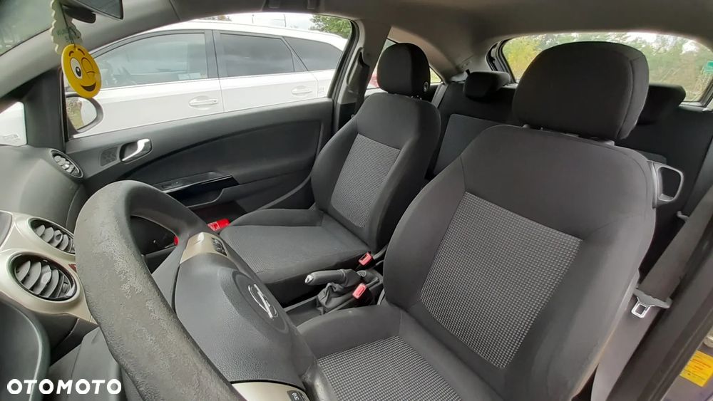 Opel Corsa - 11