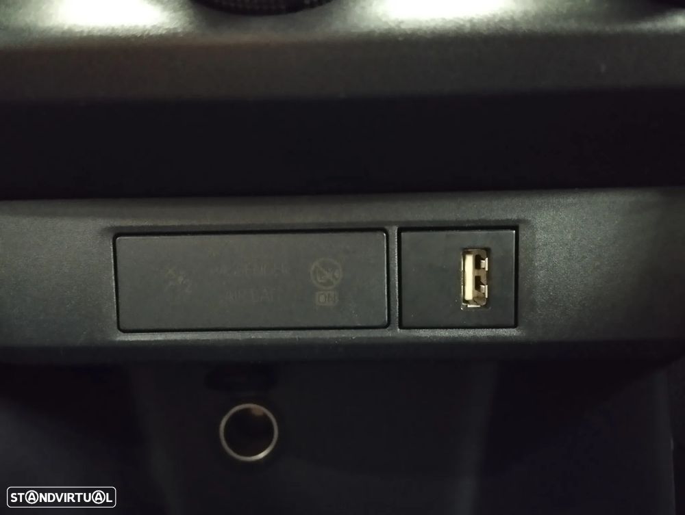 Toyota Yaris 1.0 VVT-i Comfort - 28