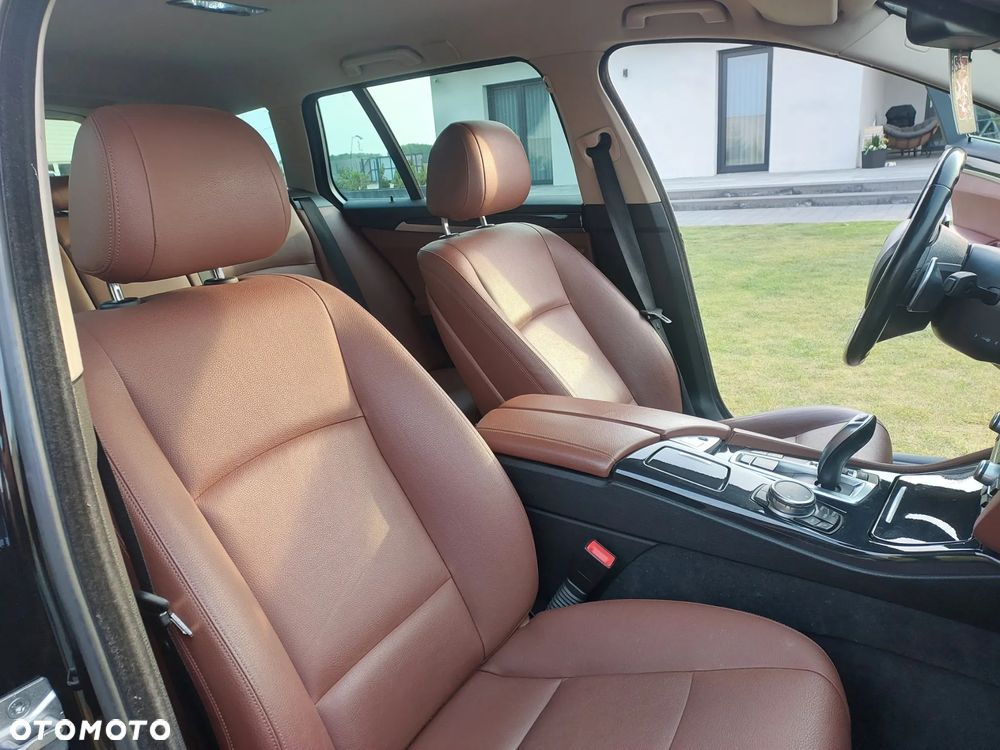 BMW Seria 5 520d xDrive Luxury Line - 24