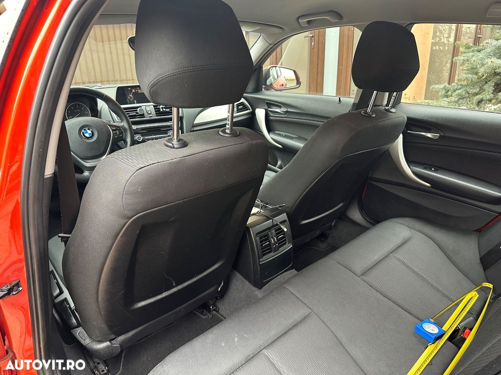 BMW Seria 1 120d Aut. - 9