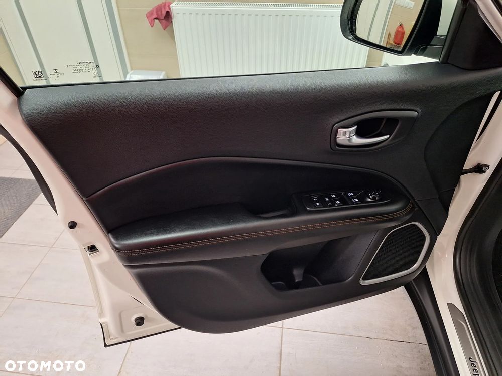 Jeep Compass 1.4 MultiAir Limited - 20