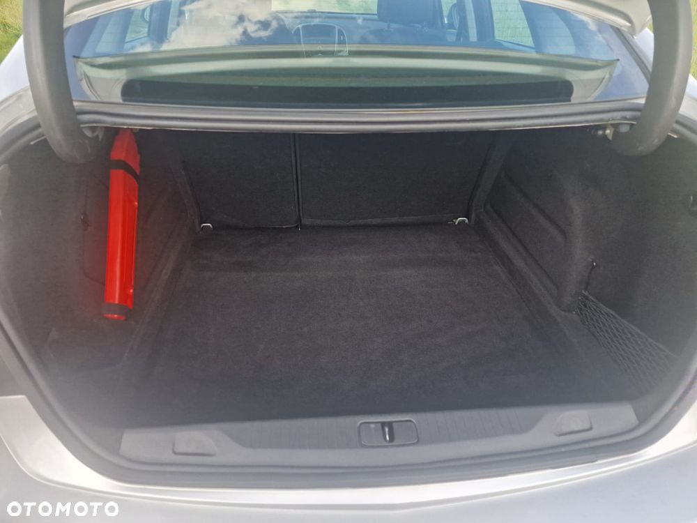Opel Astra 1.4 T Executive - 8