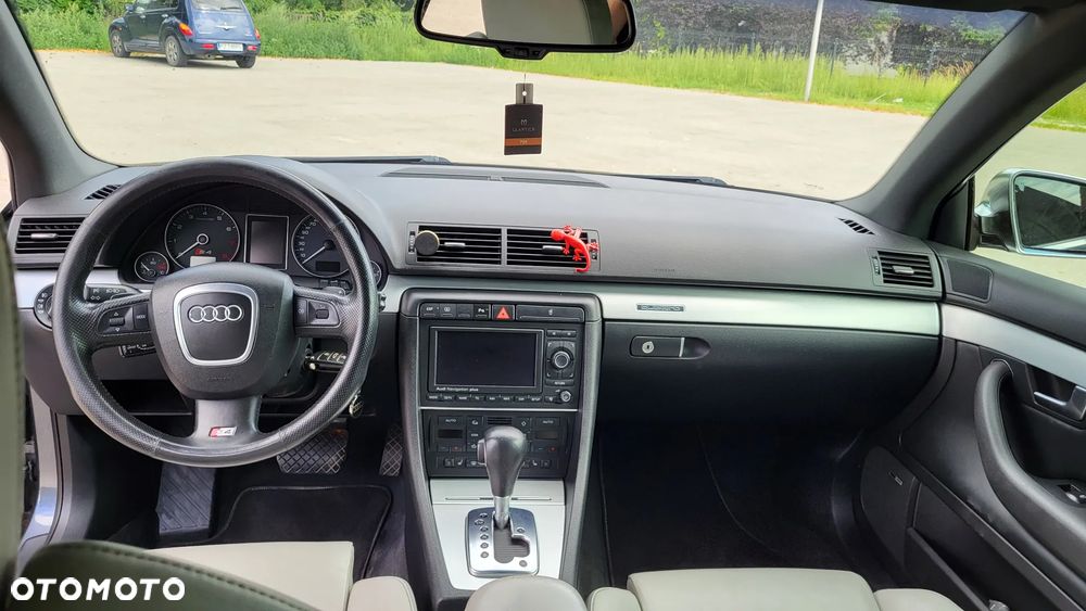 Audi S4 Limousine - 15