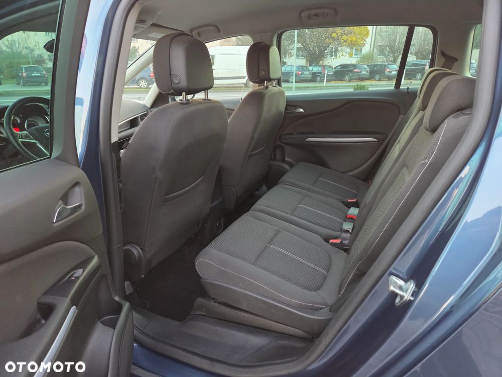 Opel Zafira - 12