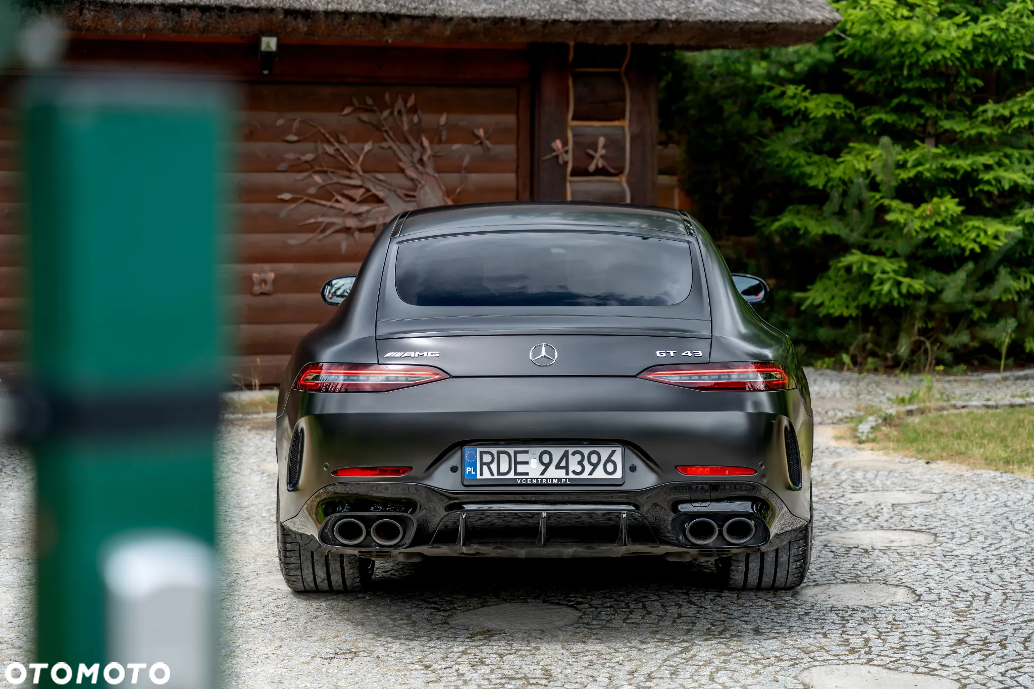 Mercedes-Benz AMG GT 43 4-Matic+ - 23