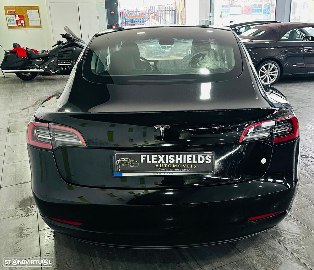 Tesla Model 3 Standard Range Plus RWD - 4