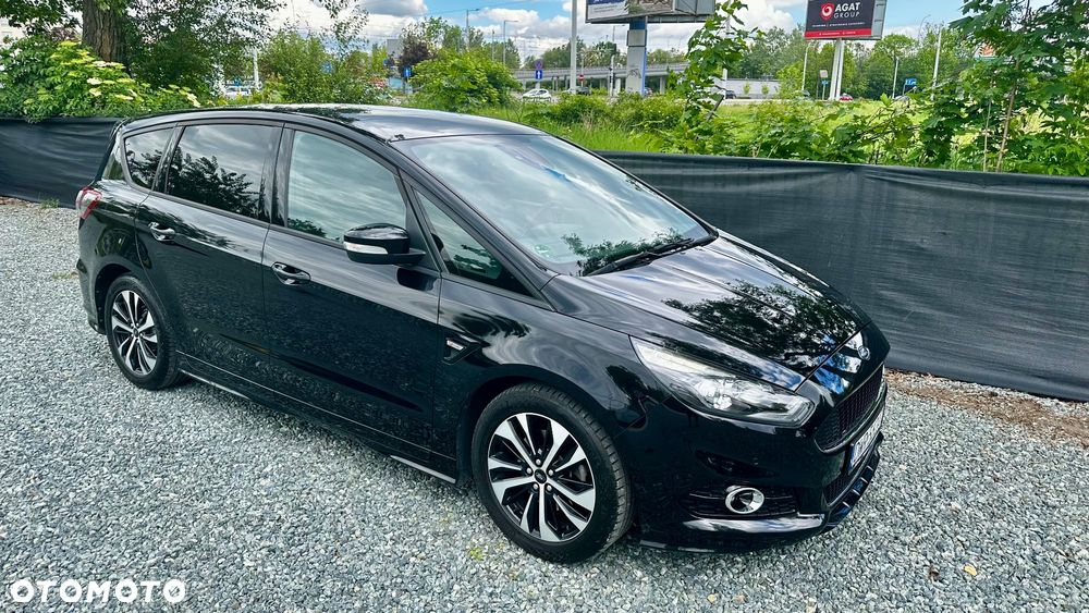 Ford S-Max - 10