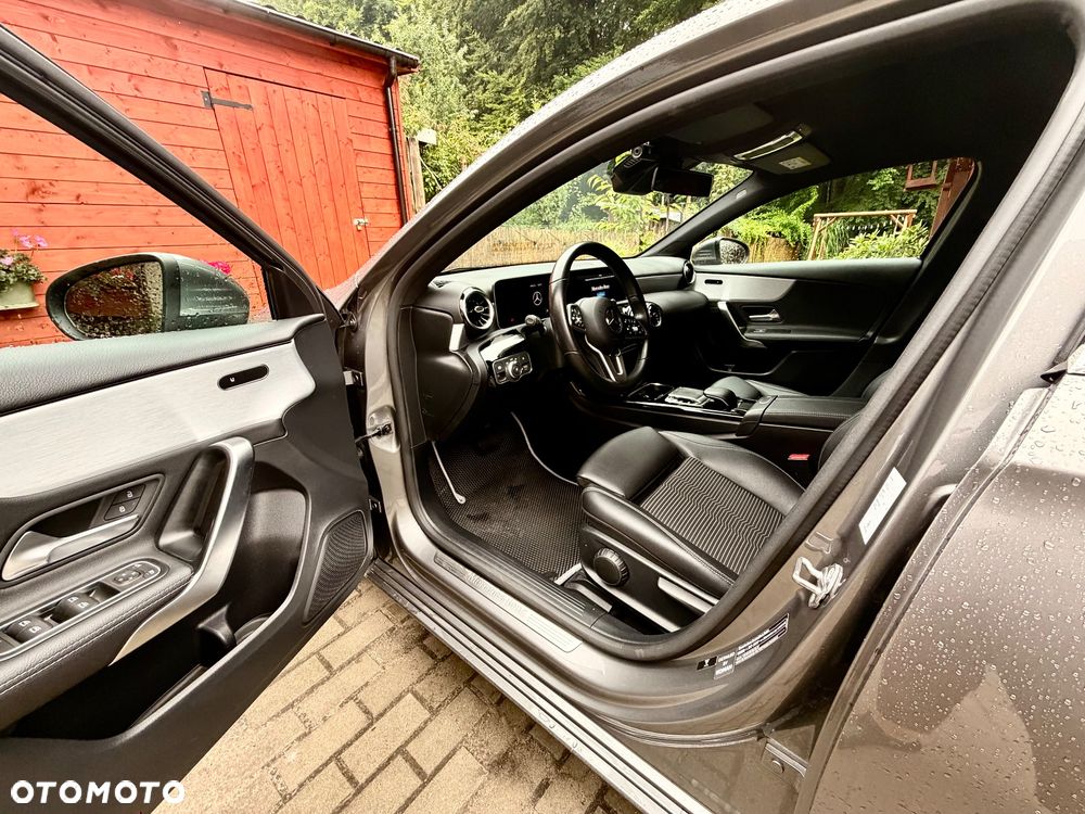 Mercedes-Benz Klasa A 200 7G-DCT Edition 19 - 13