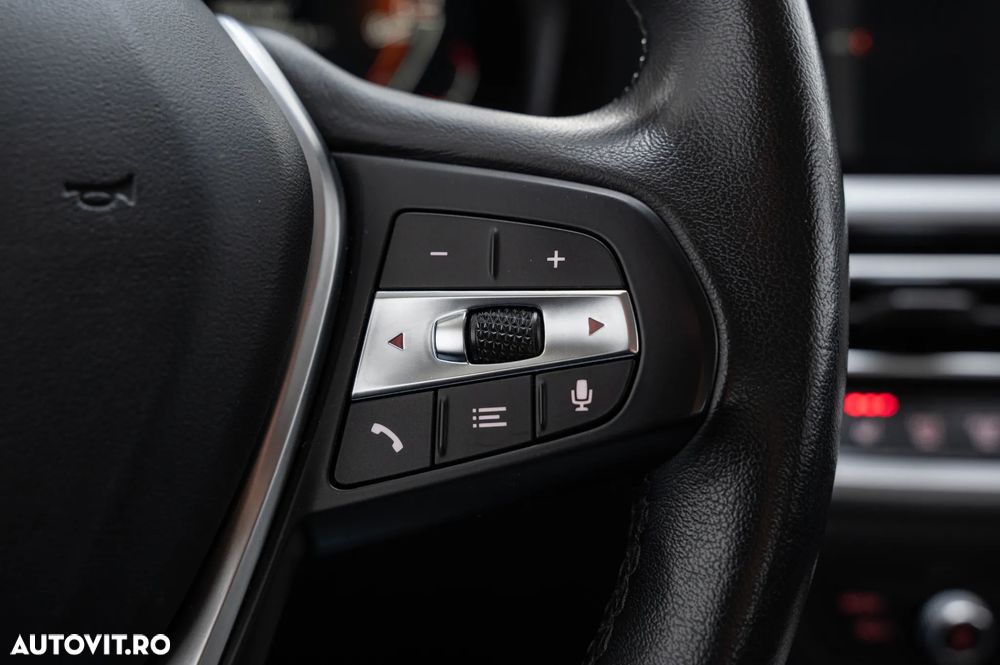 BMW Seria 3 318i Aut. Advantage - 22