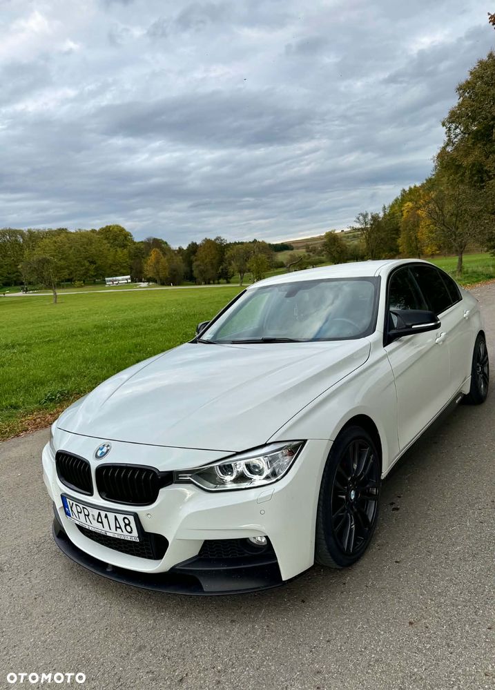 BMW F30