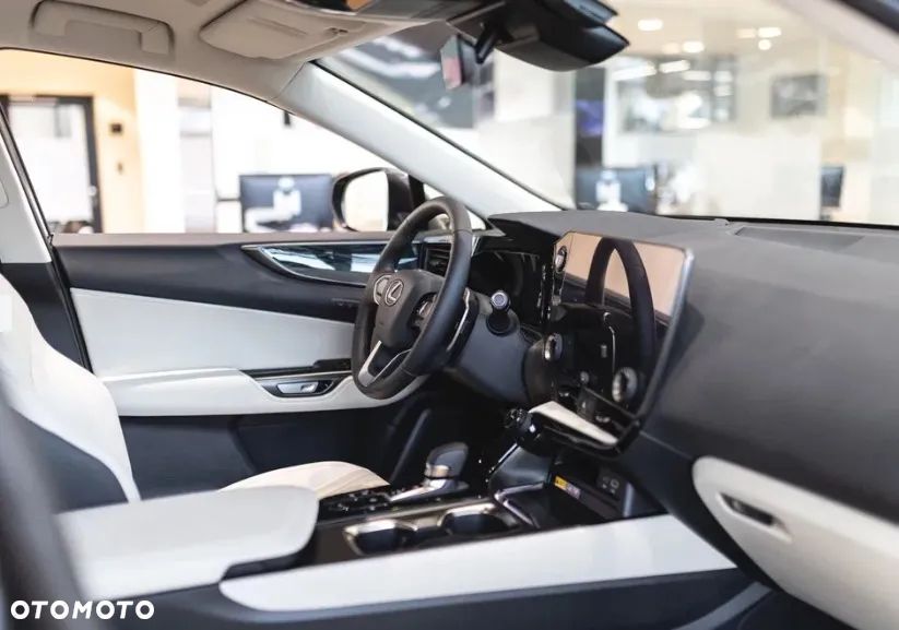 Lexus NX 350h Prestige AWD - 4