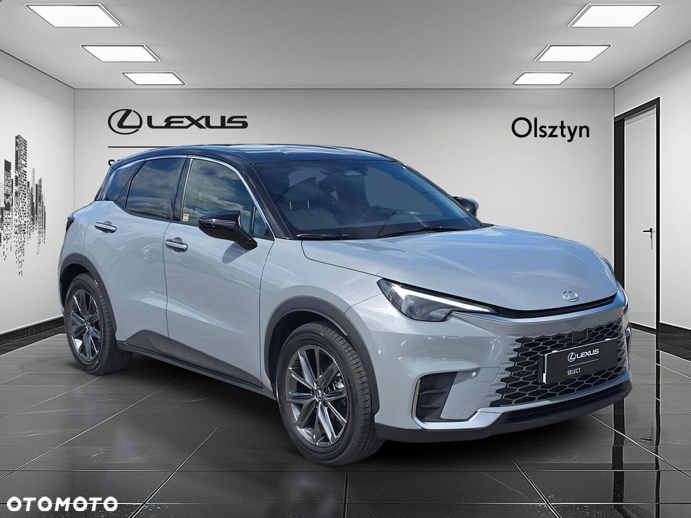 Lexus LBX - 8