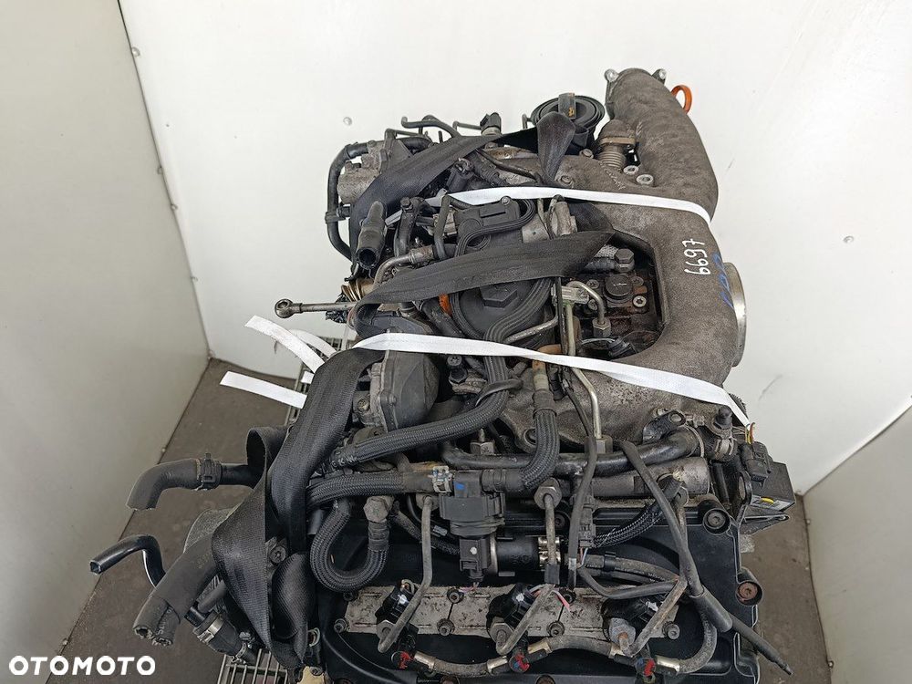 SILNIK AUDI A5 8T CAP 3.0 TDI - 7