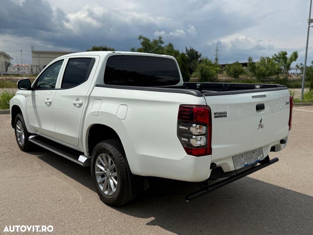 Mitsubishi L200 Double Cab 2.2 DI-D M/T Instyle - 3