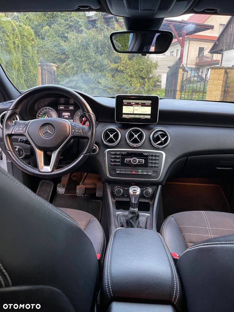 Mercedes-Benz Klasa A 180 (BlueEFFICIENCY) - 14