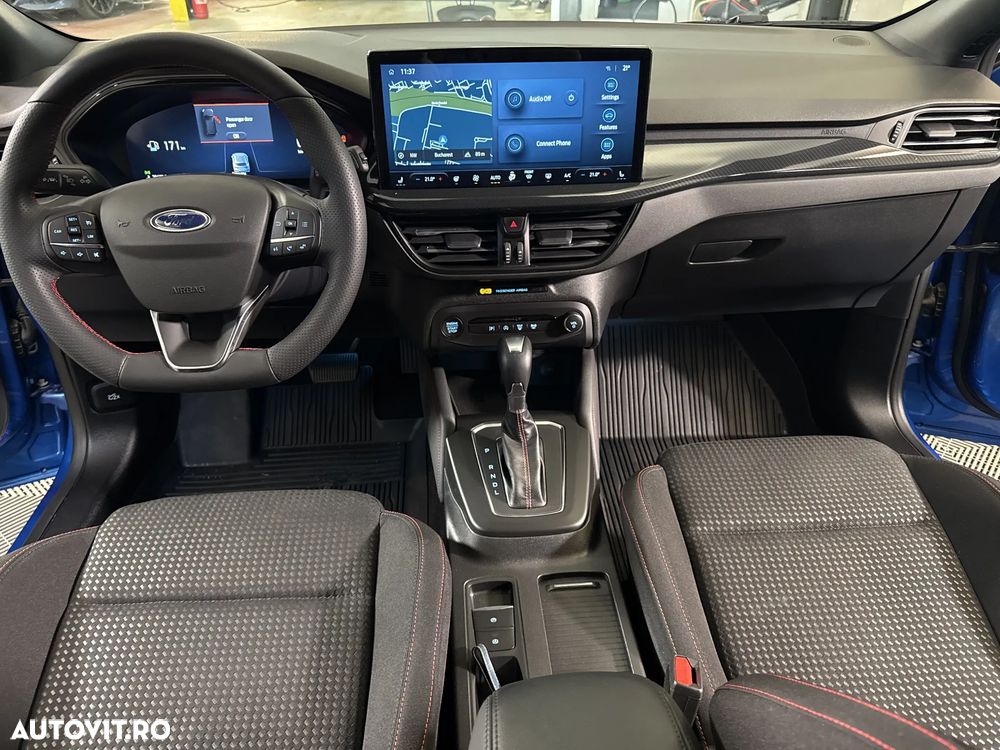Ford Focus - 10