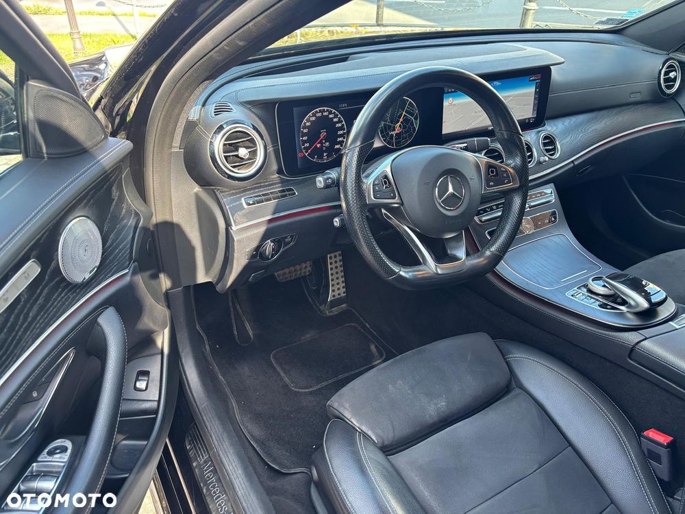 Mercedes-Benz Klasa E 220 d 4-Matic 9G-TRONIC - 7