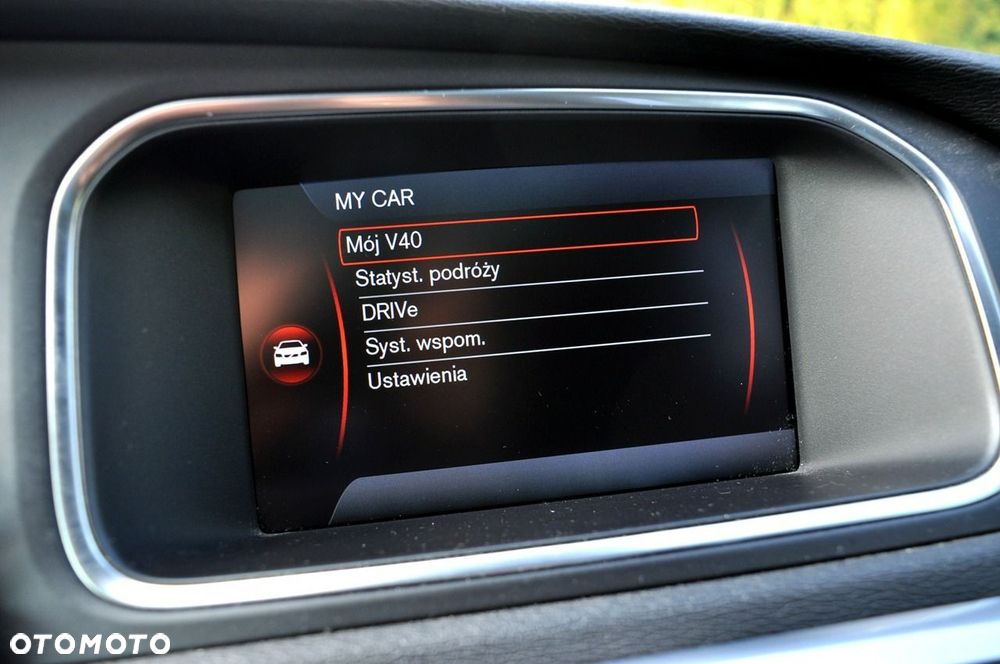 Volvo V40 D2 Summum - 29