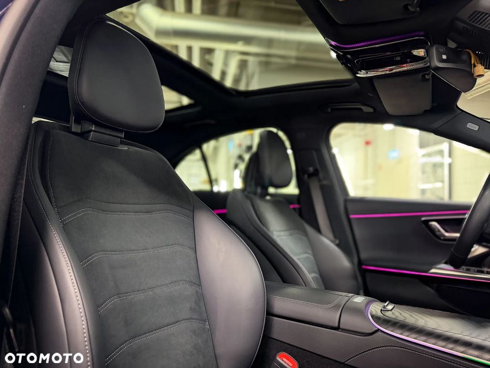 Mercedes-Benz Klasa E 220 d mHEV 4-Matic Exclusive 9G-Tronic - 20