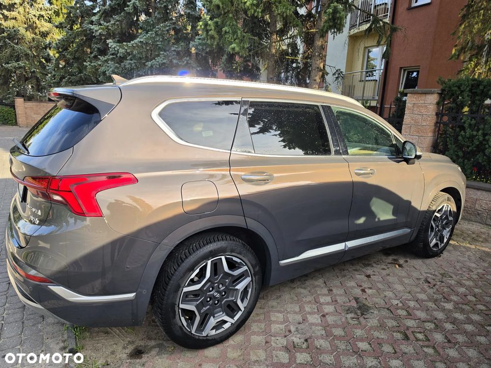 Hyundai Santa Fe - 3