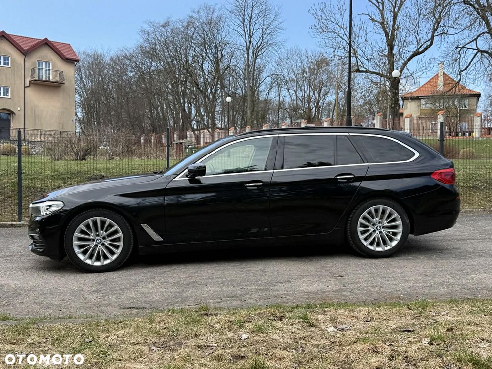 BMW Seria 5 520d Luxury Line - 10