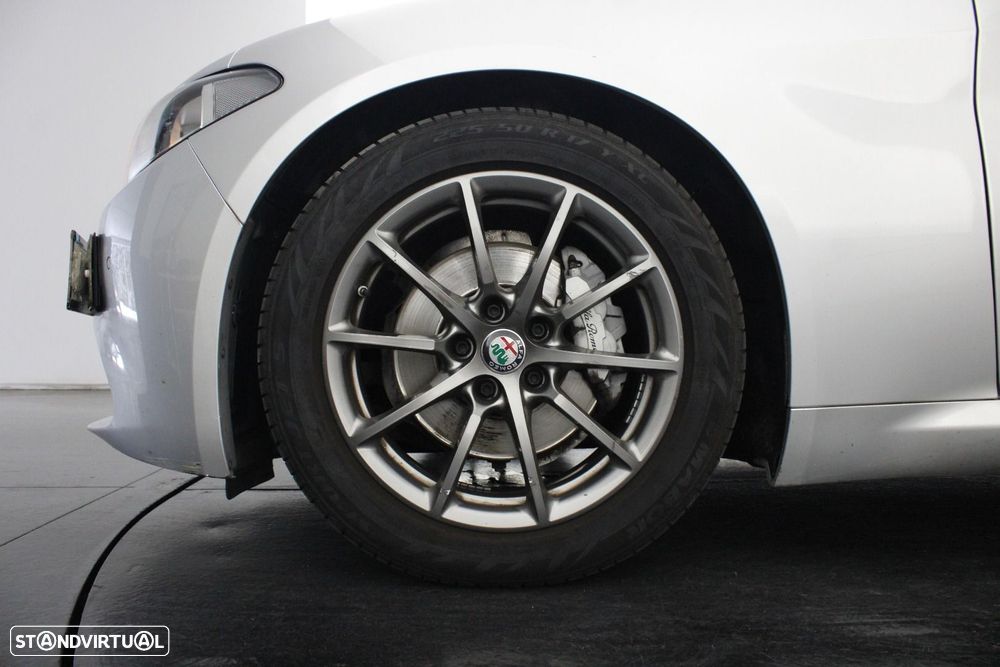 Alfa Romeo Giulia 2.2 D - 39