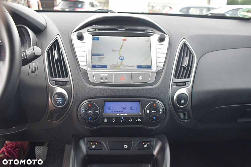 Hyundai ix35 1.6 2WD Fifa World Cup Edition - 35