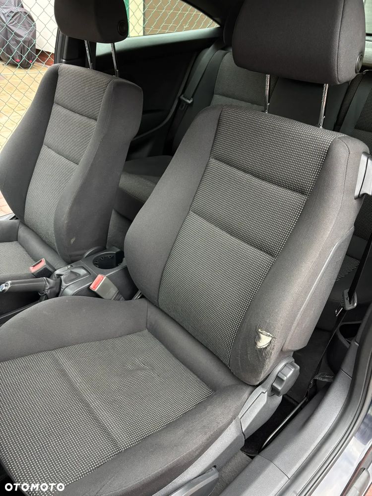 Opel Astra 1.6 - 12