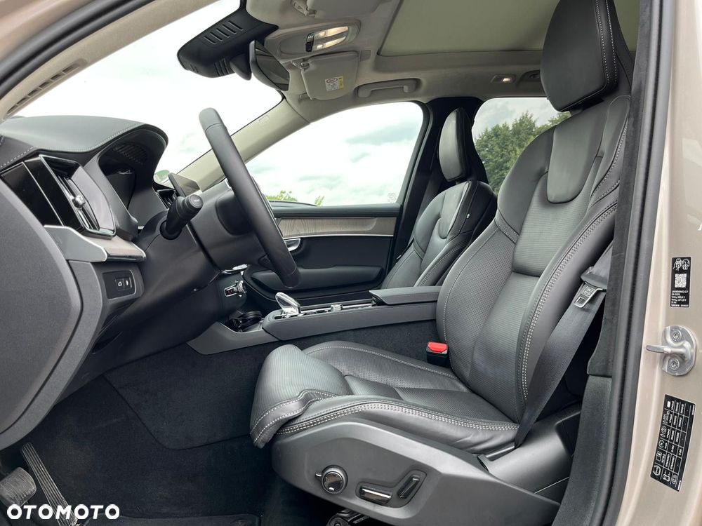 Volvo XC 90 - 14