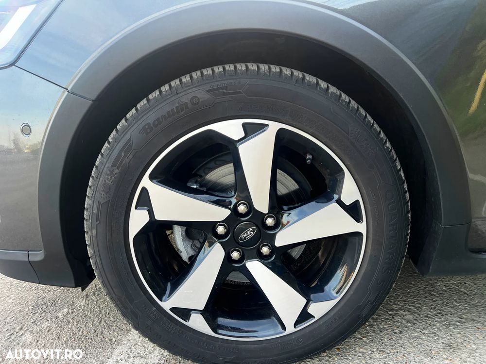 Ford Focus 1.5 EcoBlue 8AT Active - 14