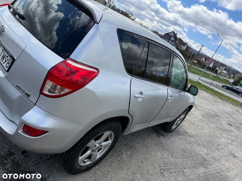 Toyota RAV4 2.2 D-4D Luna - 6