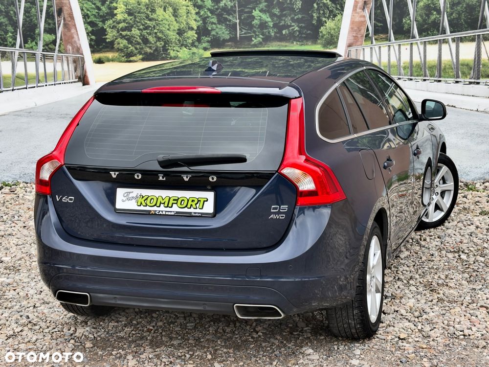 Volvo V60 D5 AWD Geartronic - 12