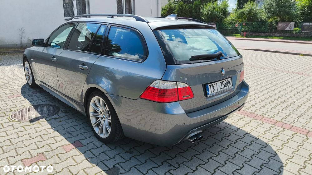 BMW Seria 5 525d - 15