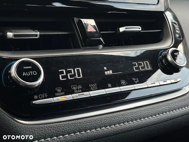 Toyota Corolla 1.8 Hybrid Comfort - 27