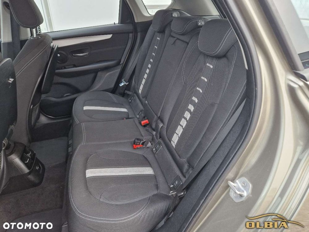 BMW Seria 2 218d Sport Line - 20