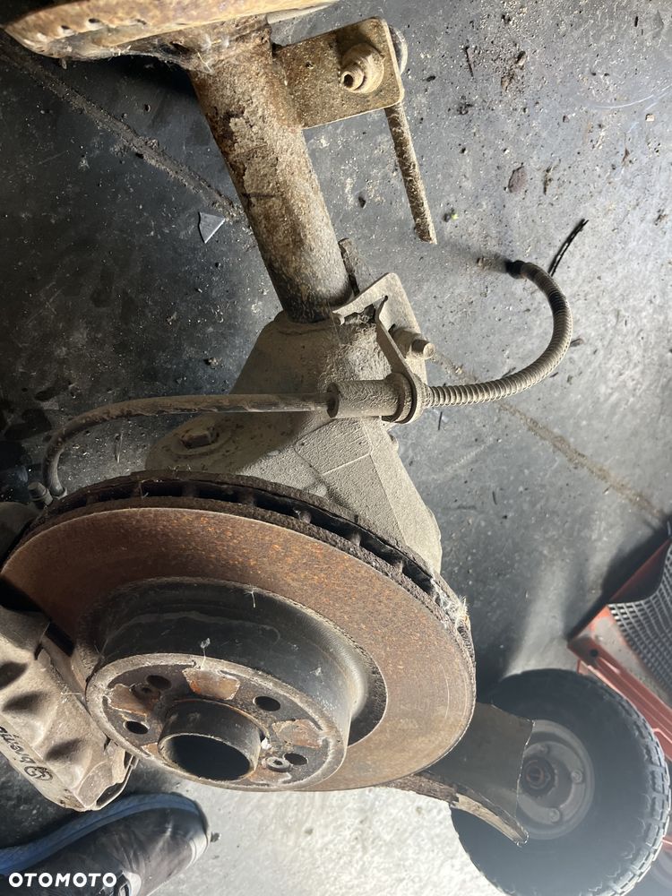 Zwrotnica lewa prawa amortyzator zacisk BREMBO Renault Megane II R.S 2.0 DCI - 3
